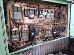 名古屋市南区でカバー付ナイフスイッチからノーヒューズブレーカー（NFB)へ切替電気工事