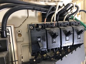 ブレーカー交換～愛知県あま市の住宅にて安全ブレーカーの取替電気工事