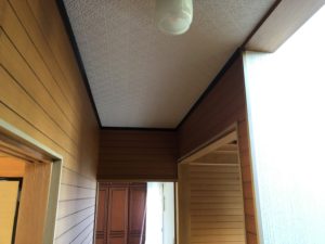 愛知県日進市の福祉施設にて誘導灯の取付電気工事